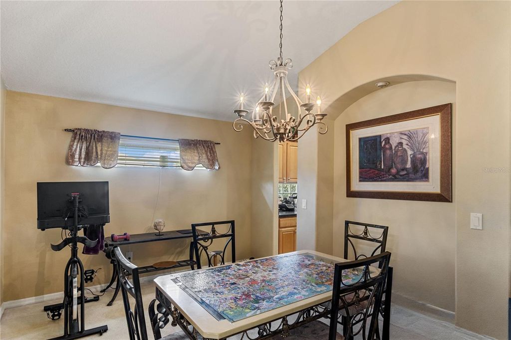 Image 7 of property listing at 4627 WHISPERING WIND AVENUE, Tampa, FL 33614