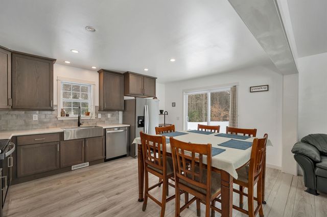 5 Granite Way, Canaan, NH 03741