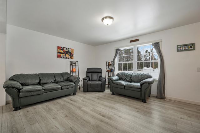 5 Granite Way, Canaan, NH 03741