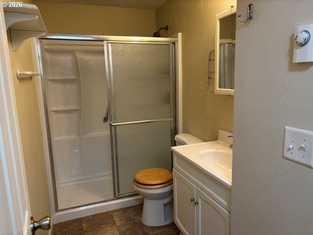 3636 VIRGINIA Ave, Springfield, OR 97478