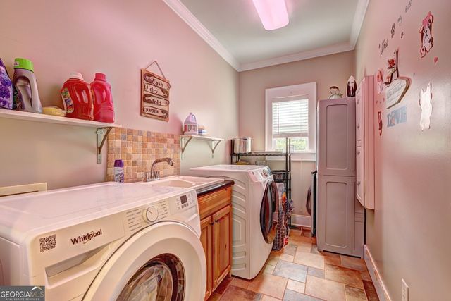 124 Brookfield Drive, Thomaston, GA 30286