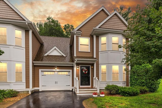 701 Crystal Way 701, Bellingham, MA 02019