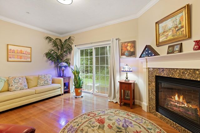 701 Crystal Way 701, Bellingham, MA 02019