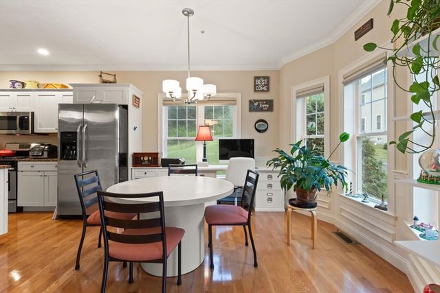 701 Crystal Way 701, Bellingham, MA 02019