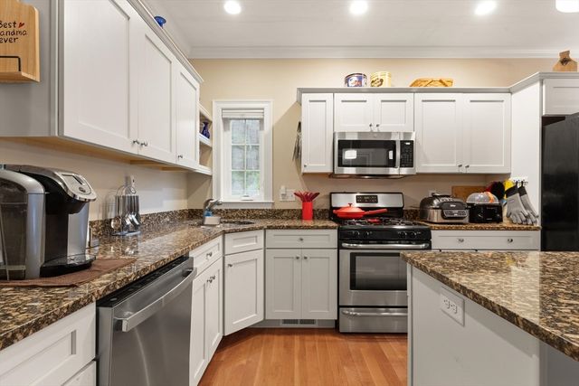 701 Crystal Way 701, Bellingham, MA 02019