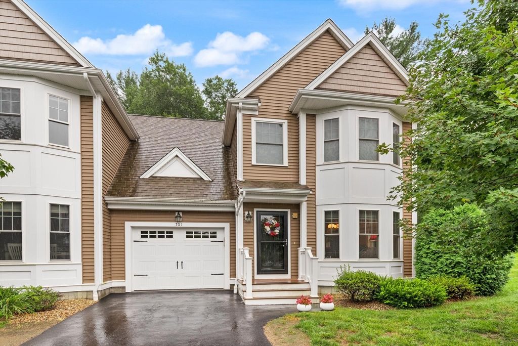 701 Crystal Way 701, Bellingham, MA 02019