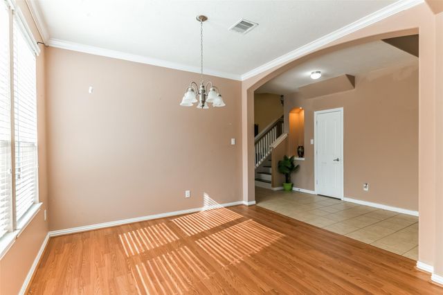 2889 Flower Creek Lane, Dickinson, TX 77539