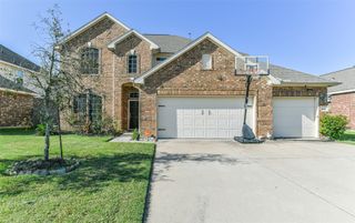 2889 Flower Creek Lane, Dickinson, TX 77539
