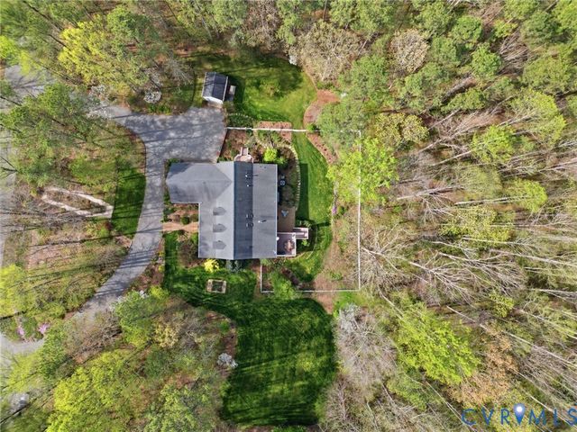 14430 Overlook Ridge Ln, Beaverdam, VA 23015