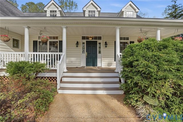 14430 Overlook Ridge Ln, Beaverdam, VA 23015