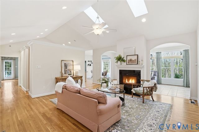 14430 Overlook Ridge Ln, Beaverdam, VA 23015