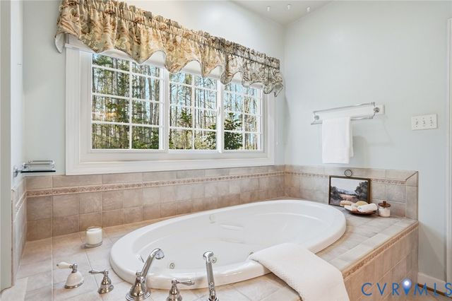 14430 Overlook Ridge Ln, Beaverdam, VA 23015
