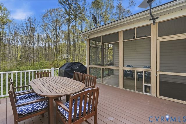 14430 Overlook Ridge Ln, Beaverdam, VA 23015
