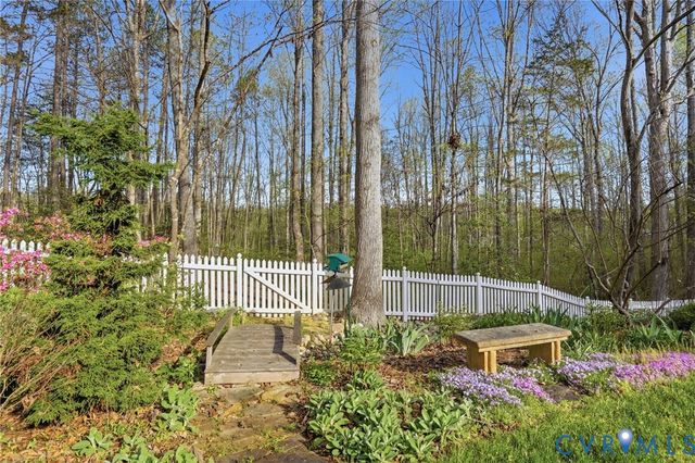 14430 Overlook Ridge Ln, Beaverdam, VA 23015