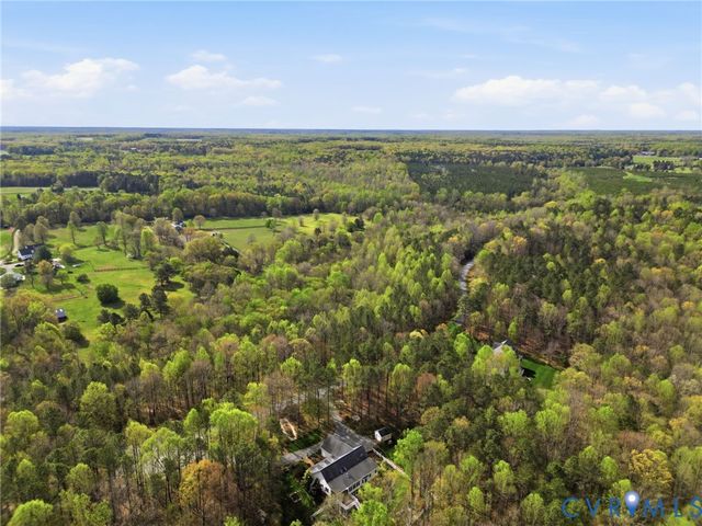 14430 Overlook Ridge Ln, Beaverdam, VA 23015