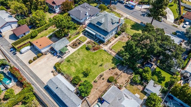 425 N Canyon, Monrovia, CA 91016