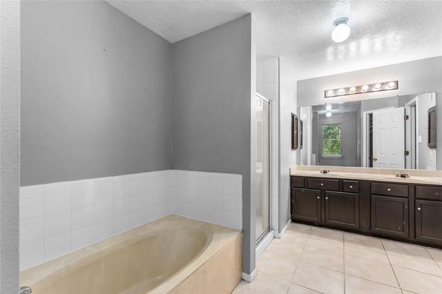 3802 Apple Hollow Lane, Humble, TX 77396