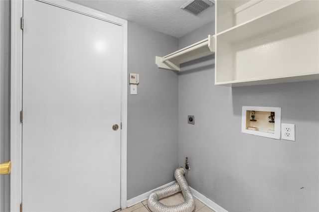 3802 Apple Hollow Lane, Humble, TX 77396