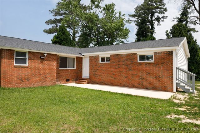 408 Harril Circle, Spring Lake, NC 28390