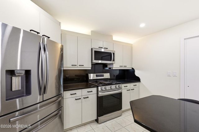 300 Ocean Avenue N C1, Long Branch, NJ 07740