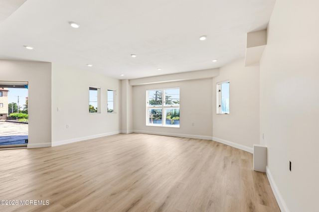 300 Ocean Avenue N C1, Long Branch, NJ 07740