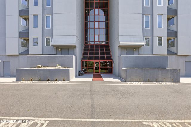 300 Ocean Avenue N C1, Long Branch, NJ 07740