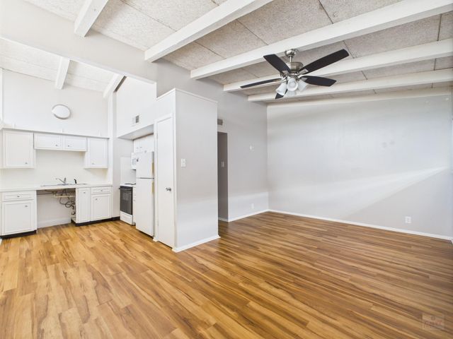 2404 Longview ST 206, Austin, TX 78705