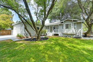 2741 La Crescenta Dr, Cameron Park, CA 95682