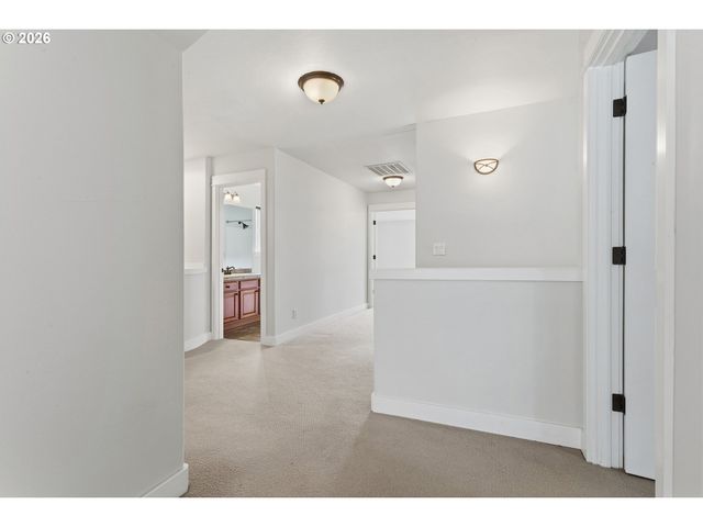 2502 Nw PARNELL Ter, Portland, OR 97229