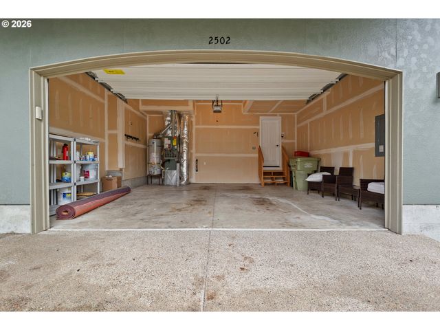 2502 Nw PARNELL Ter, Portland, OR 97229