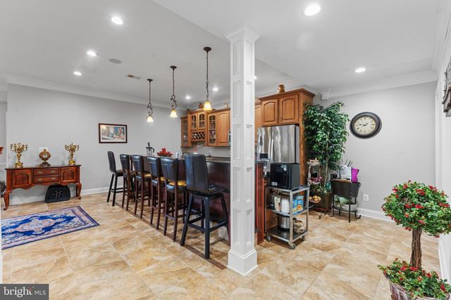 627 WALKER RD, Great Falls, VA 22066