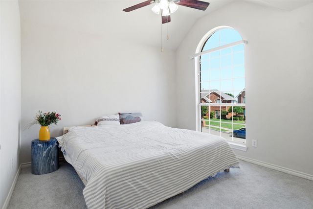 1113 Hunters Creek Drive, Carrollton, TX 75007