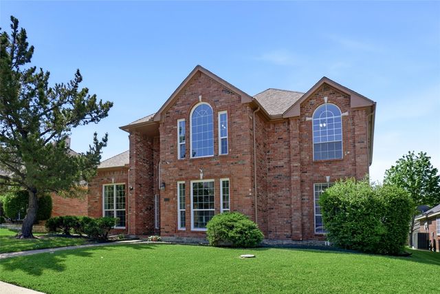 1113 Hunters Creek Drive, Carrollton, TX 75007