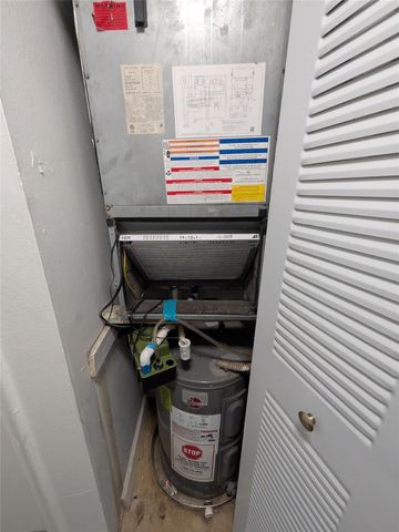 2456 NW 52nd Avenue 2456, Lauderhill, FL 33313