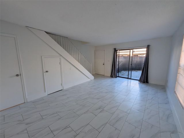 2456 NW 52nd Avenue 2456, Lauderhill, FL 33313