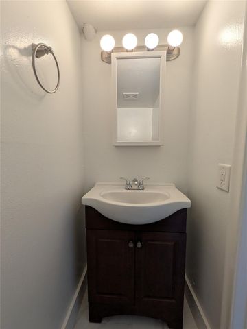 2456 NW 52nd Avenue 2456, Lauderhill, FL 33313