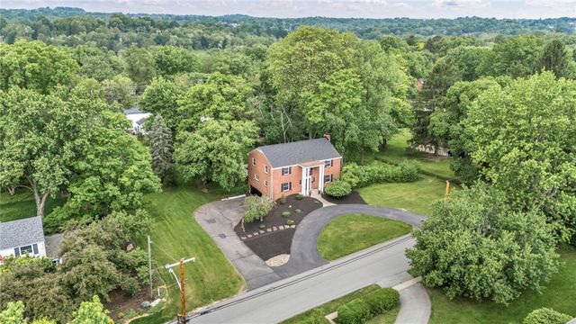 3225 Comanche Road, Bethel Park, PA 15241