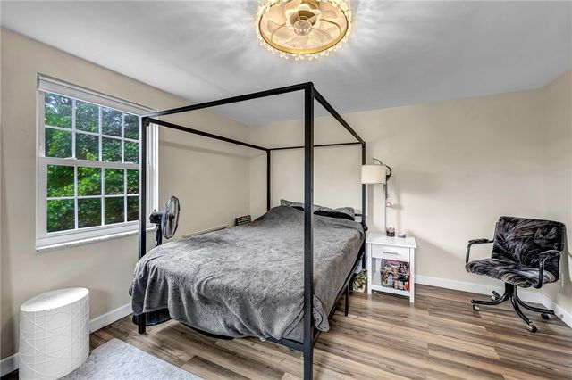 3225 Comanche Road, Bethel Park, PA 15241