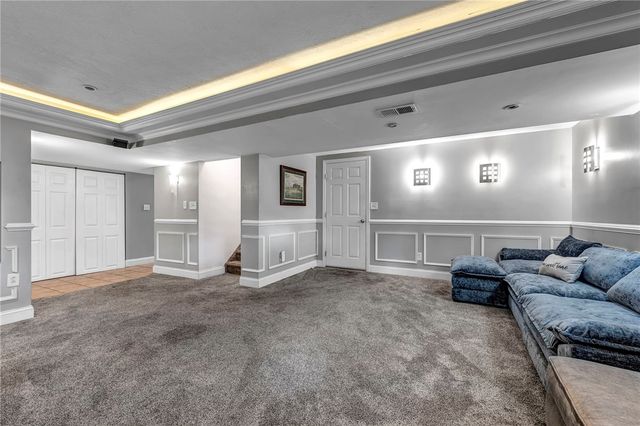 3225 Comanche Road, Bethel Park, PA 15241