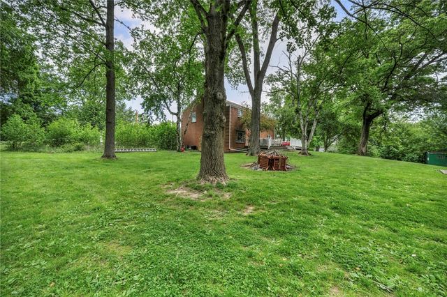 3225 Comanche Road, Bethel Park, PA 15241