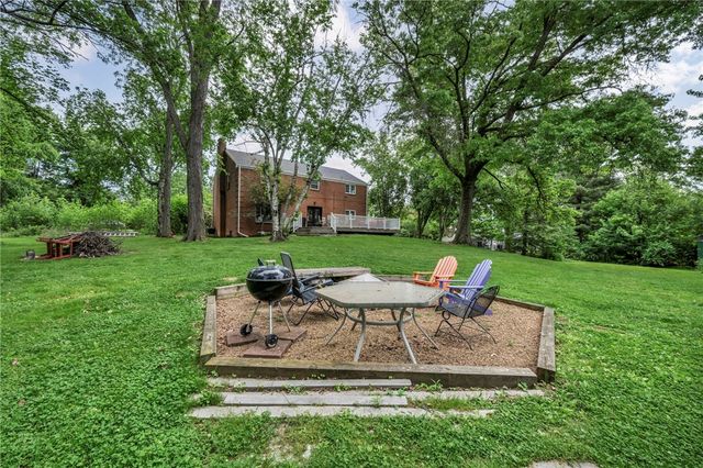 3225 Comanche Road, Bethel Park, PA 15241