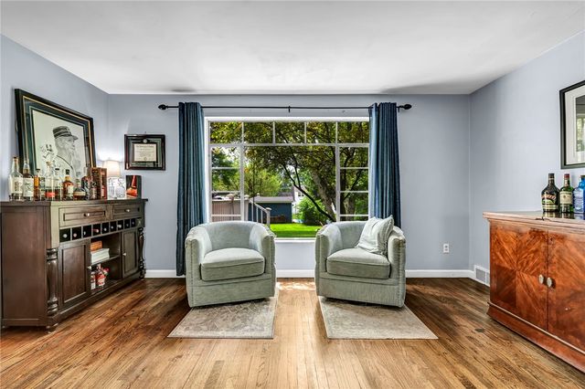 3225 Comanche Road, Bethel Park, PA 15241