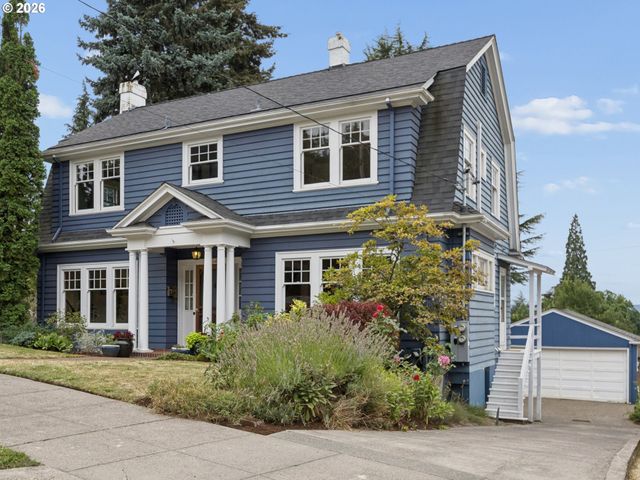 6154 Se TAYLOR Ct, Portland, OR 97215