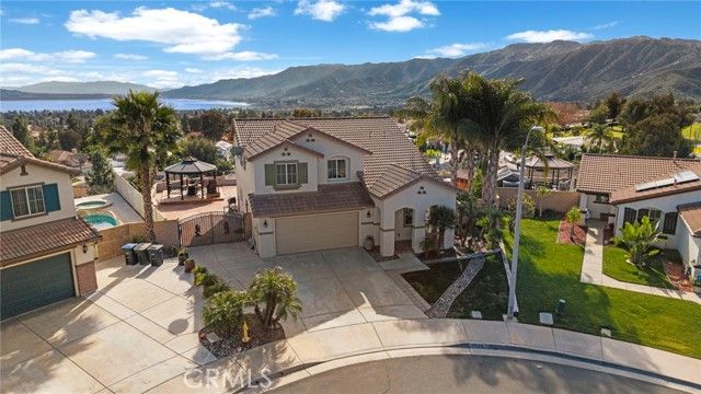 15294 Madrone Court, Lake Elsinore, CA 92530
