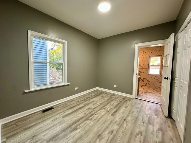 139 S 12th Avenue, Maywood, IL 60153