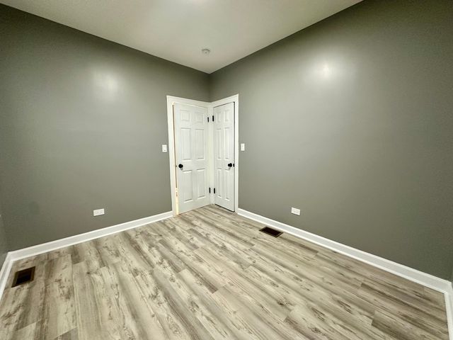 139 S 12th Avenue, Maywood, IL 60153
