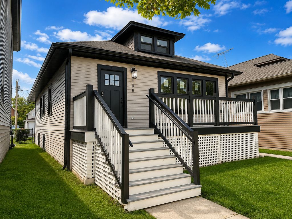 139 S 12th Avenue, Maywood, IL 60153