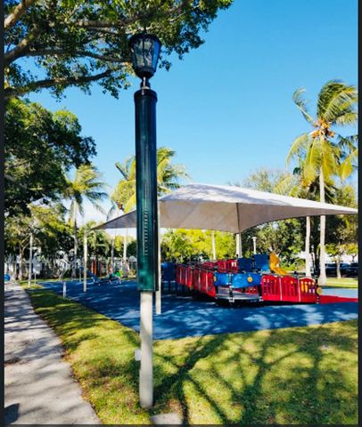 2161 NE 68th Street 326, Fort Lauderdale, FL 33308