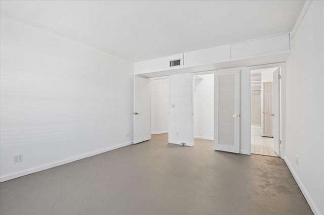 2161 NE 68th Street 326, Fort Lauderdale, FL 33308