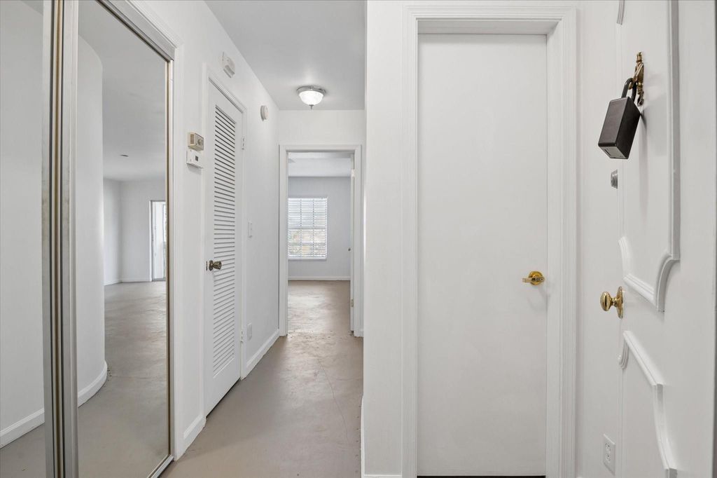 2161 NE 68th Street 326, Fort Lauderdale, FL 33308